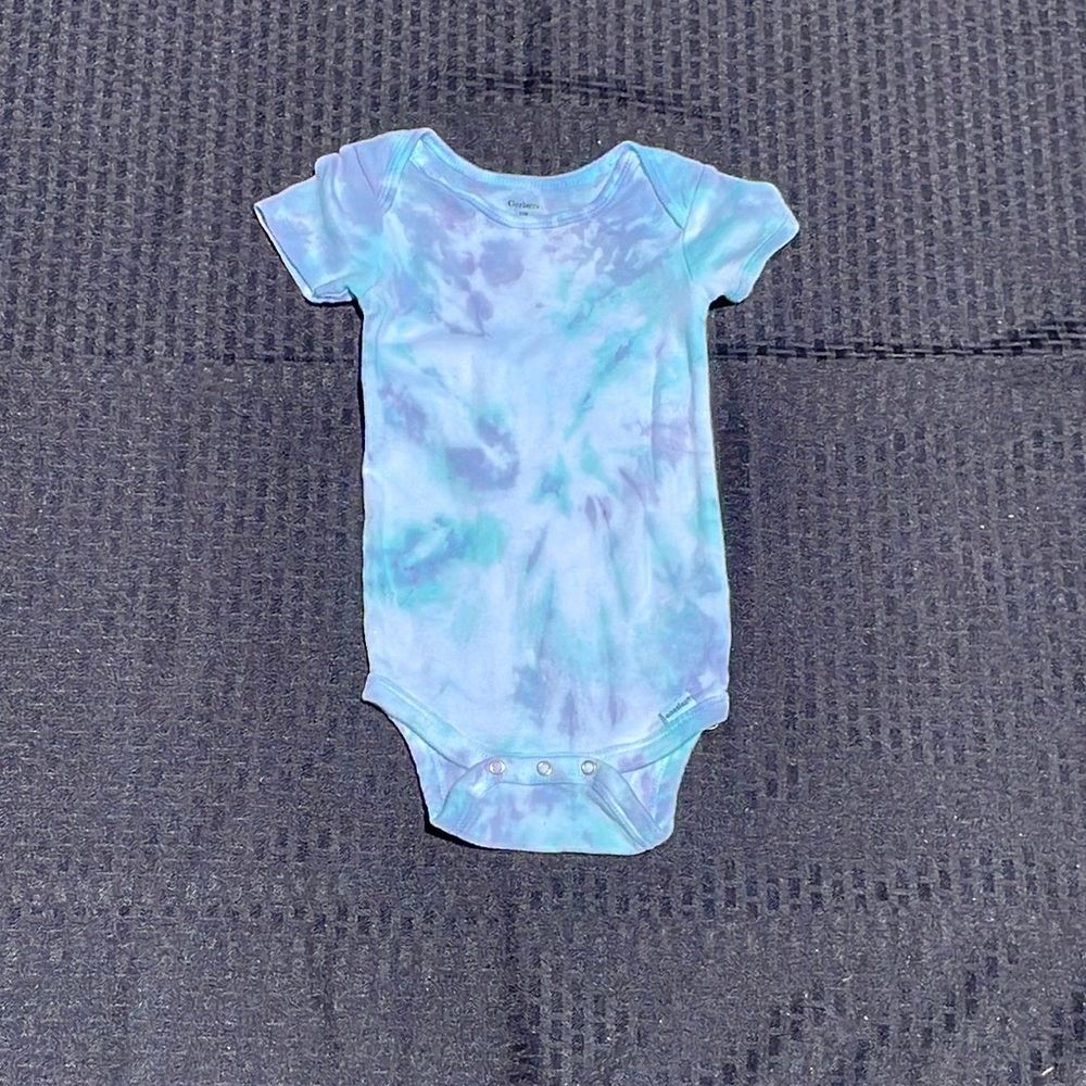 Homemade Tie Dye Onesie-W6512